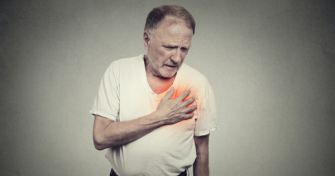 Lebensbedrohung durch Herzflimmern – Symptome schnell erkennen | apomio Gesundheitsblog